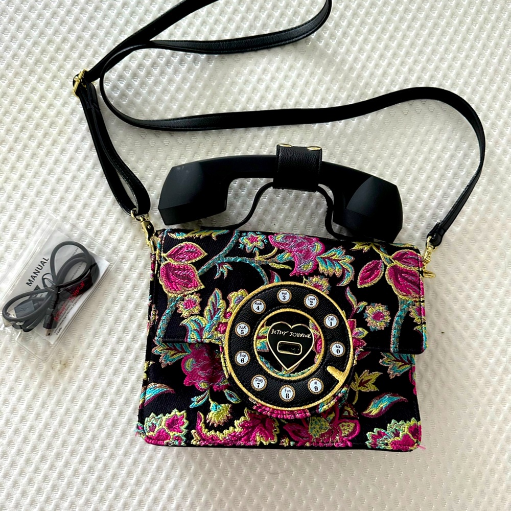 Betsey Johnson phone purse